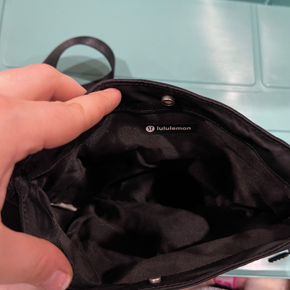 Lululemon 2-in-1 Crossbody Yoga Mat Bag - Picture 3 of 4